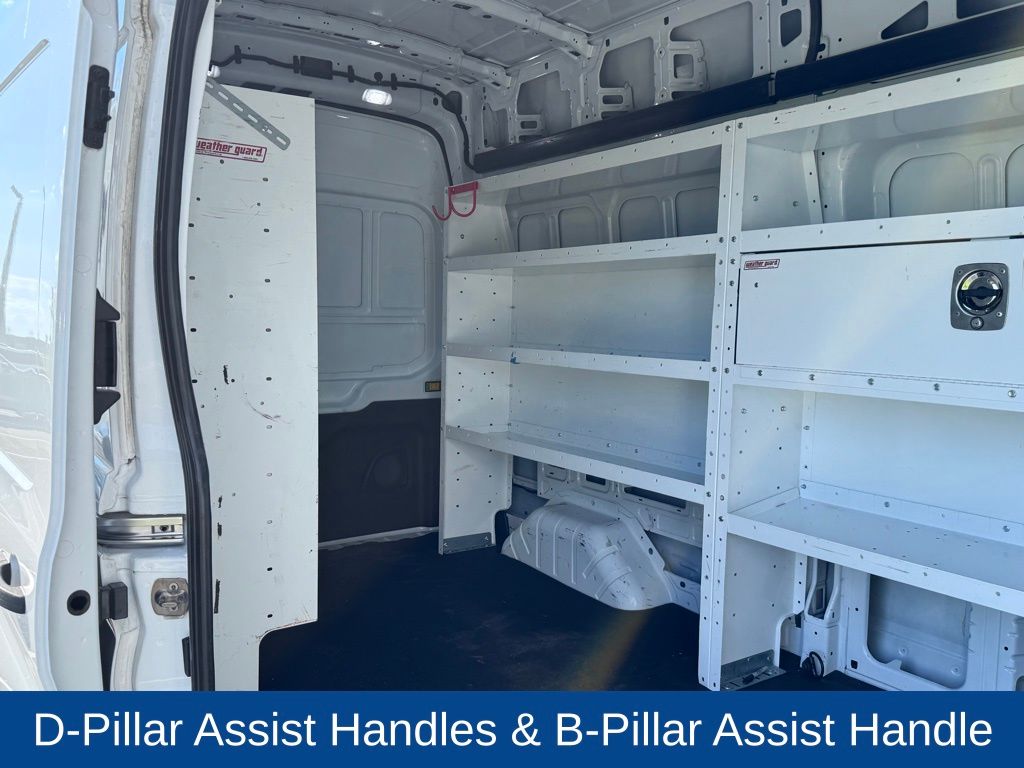 2022 Ford E-Transit 350