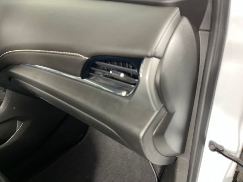 Thumbnail: 2023 Chevrolet Traverse - 10