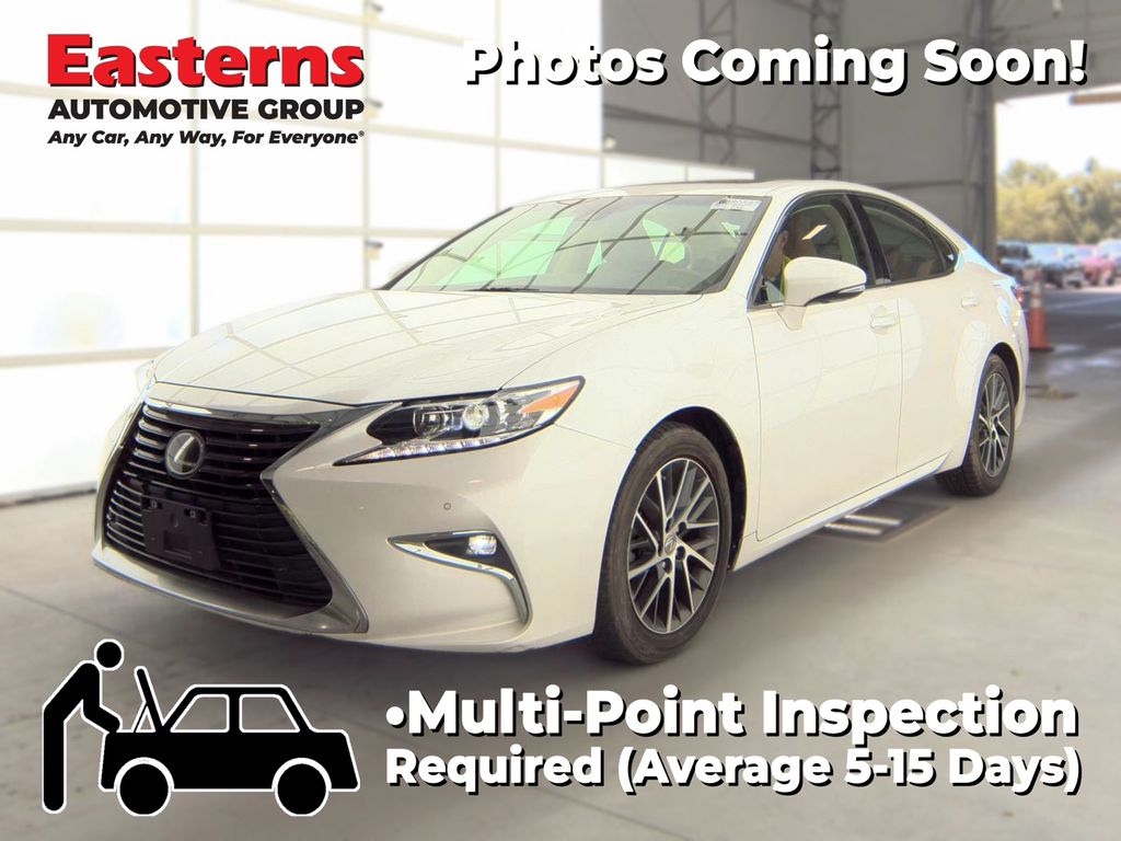 2017 Lexus ES 350 350's photo