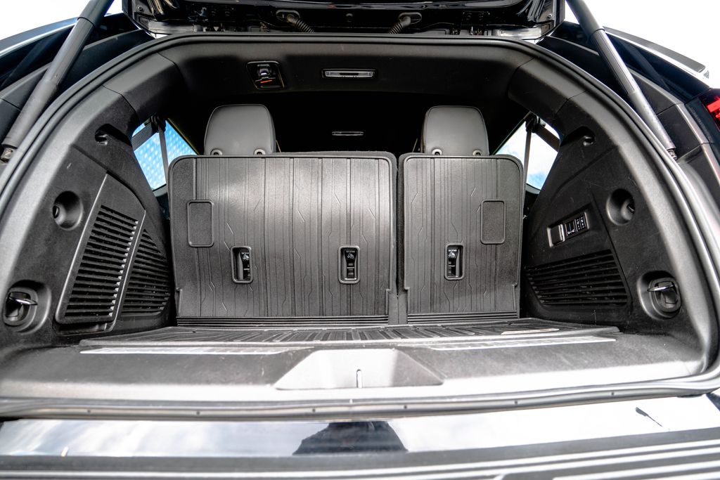 Used 2023 GMC Yukon SUV