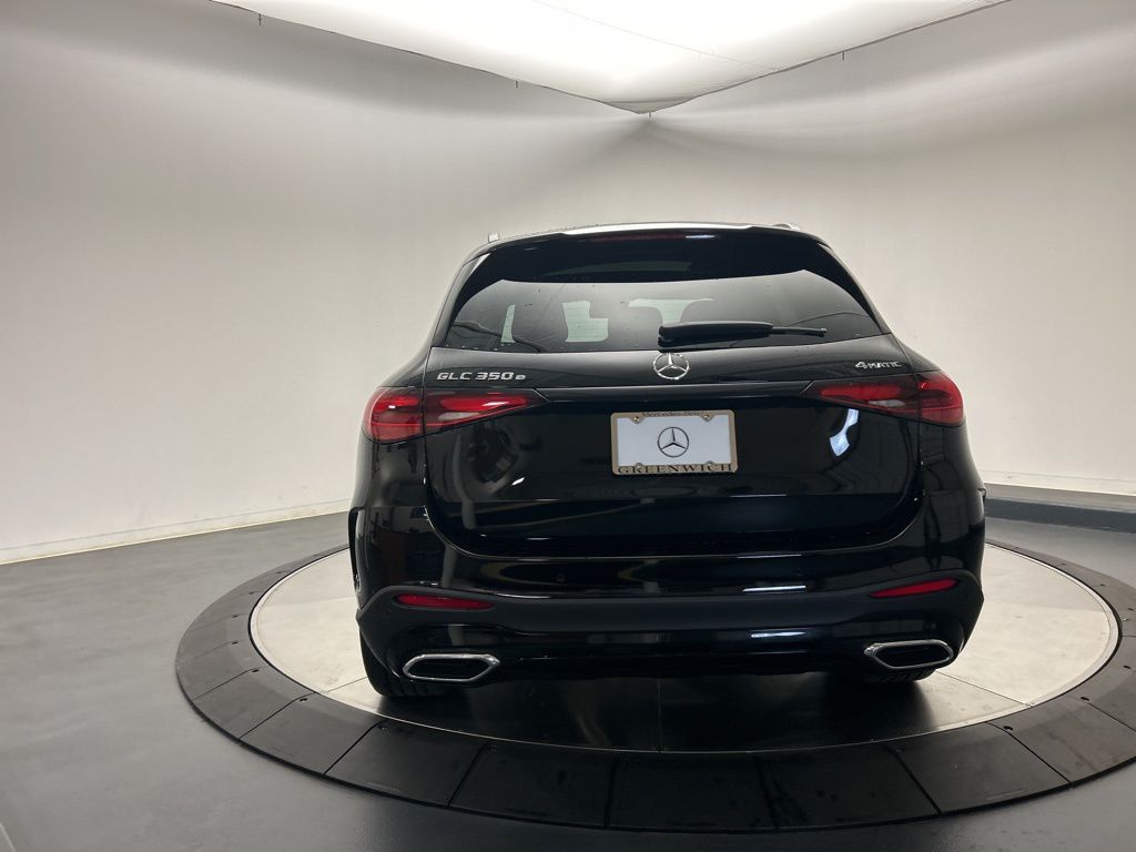 Thumbnail: 2026 Mercedes-Benz GLC - 6