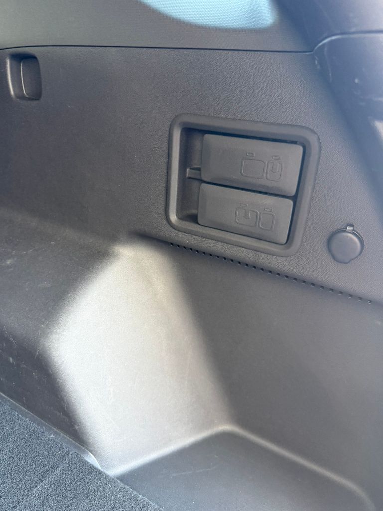 Used 2024 Chevrolet Equinox SUV