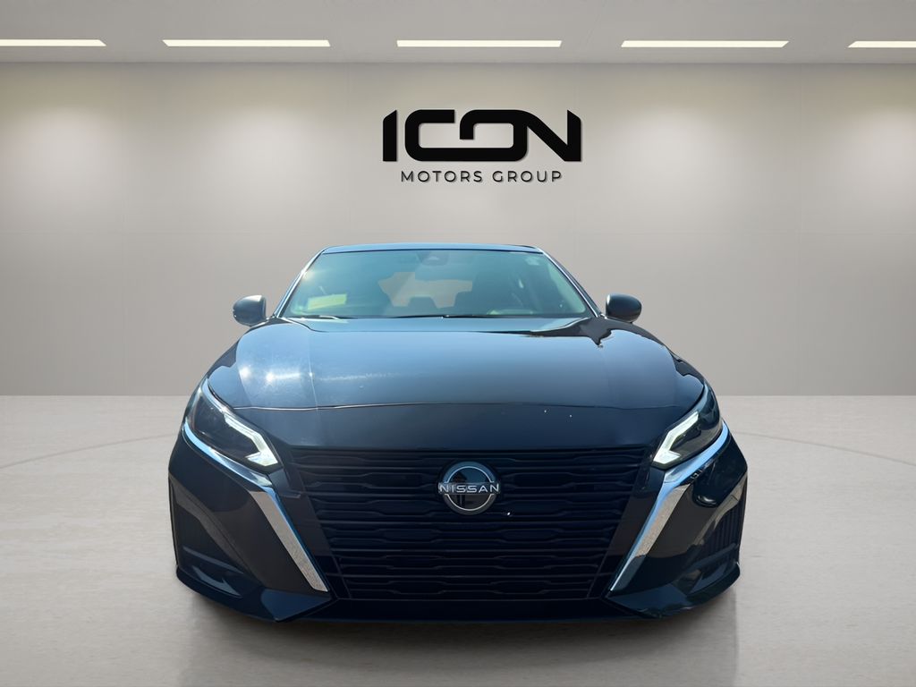 Used 2024 Nissan Altima Sedan