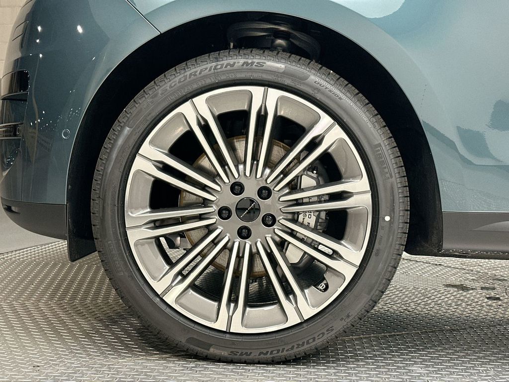 Thumbnail: 2026 Land Rover Range Rover Sport - 13