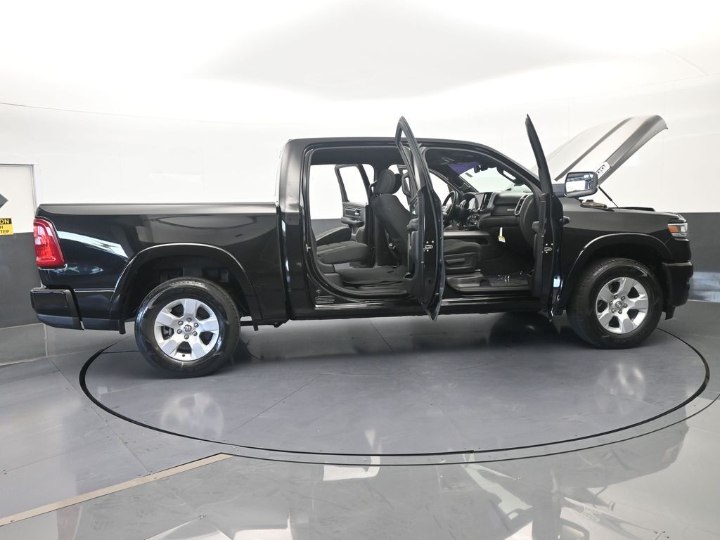 Used 2025 Diamond Black Crystal Pearlcoat Ram Big Horn/Lone Star image 77