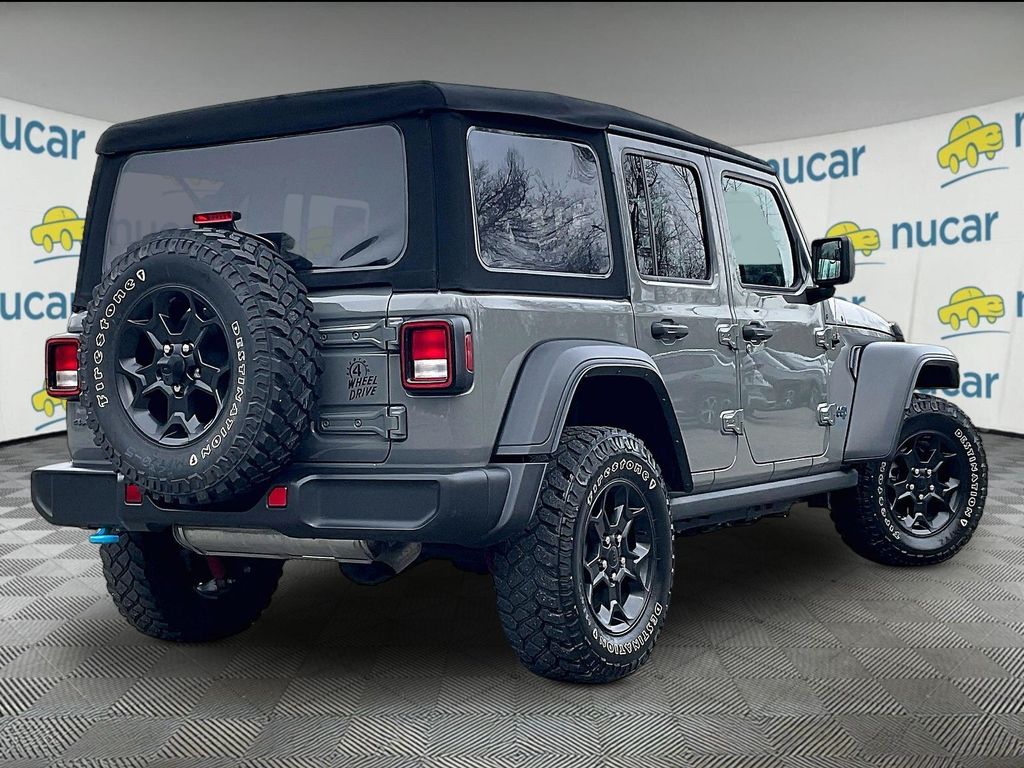 2023 Jeep Wrangler — photo 6
