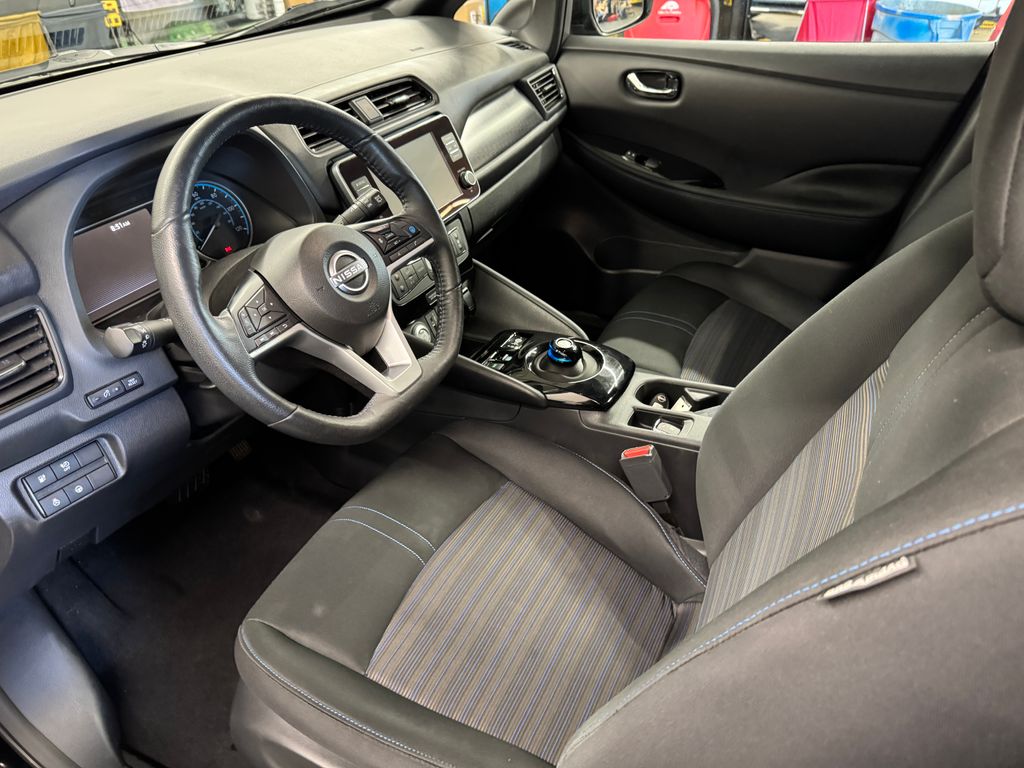 2024 Nissan Leaf SV Plus