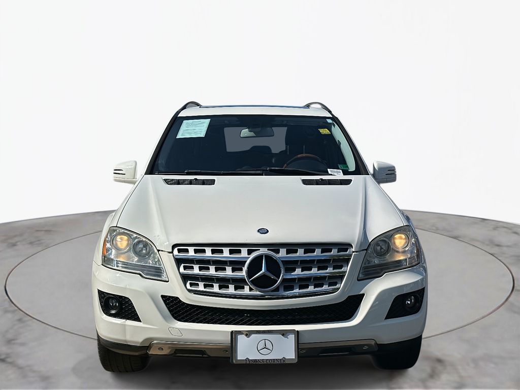 Thumbnail: 2011 Mercedes-Benz M-Class - 3