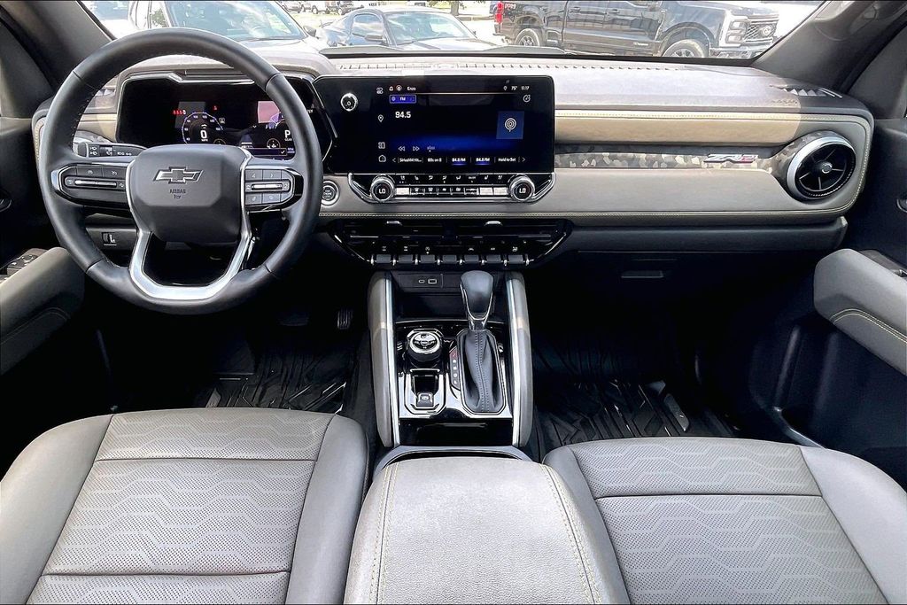 Used 2025 Chevrolet Colorado ZR2 4D Crew Cab