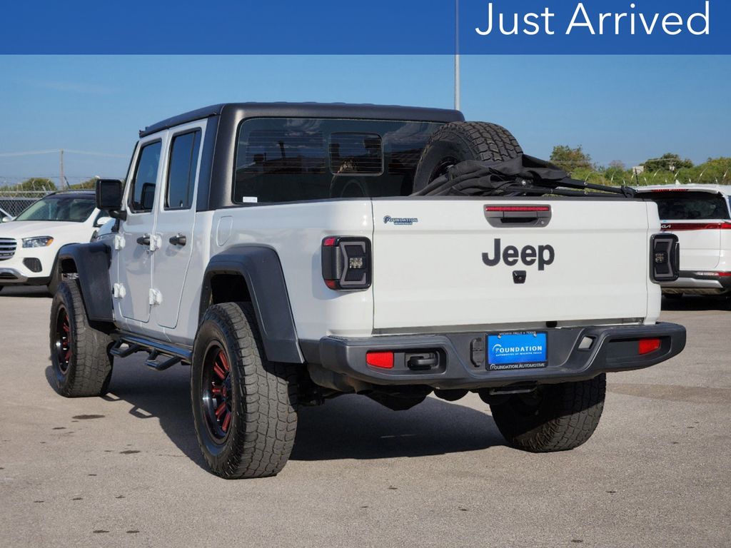 2020 Jeep Gladiator Sport 5