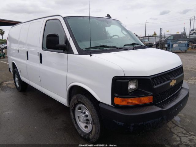 2016 Chevrolet Express 2500 Work Van HD's photo