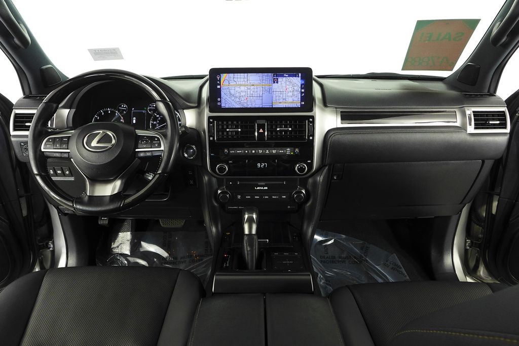 Thumbnail: 2022 Lexus GX - 25