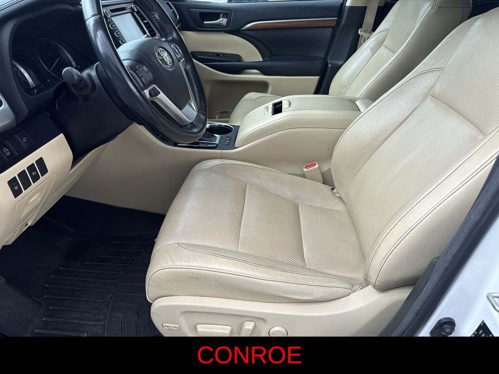2018 Toyota Highlander Limited White at Classic Chevrolet Galveston