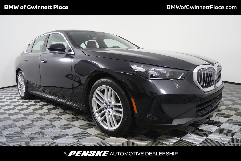 Thumbnail: 2025 BMW 5 Series - 1