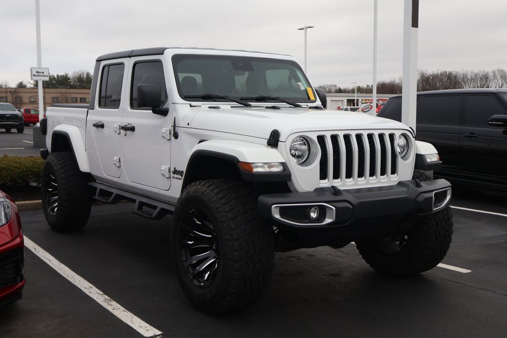 Thumbnail: 2020 Jeep Gladiator - 3