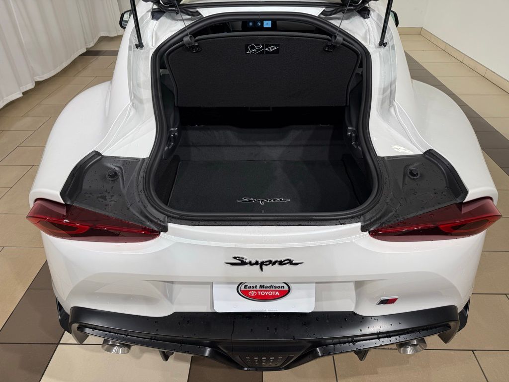 Thumbnail: 2026 Toyota GR Supra - 11