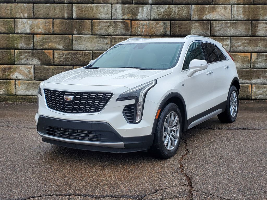 Crystal White Tricoat 2023 Cadillac XT4 Premium Luxury AWD SUV / Crossover Four-Wheel Drive 9-Speed Automatic