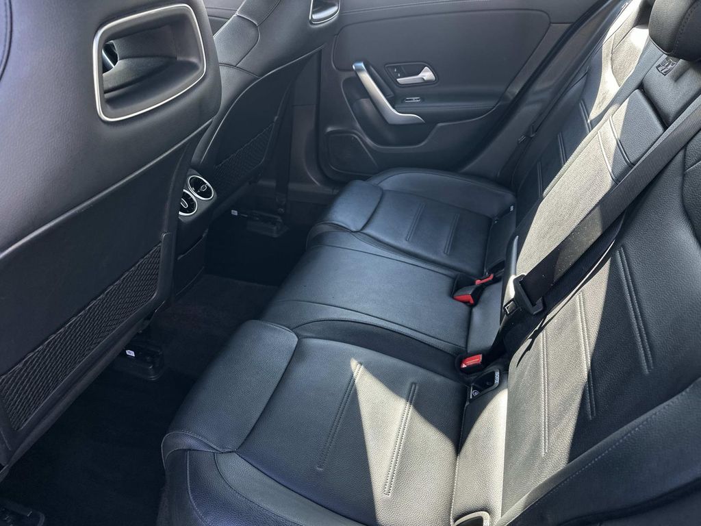 Thumbnail: 2020 Mercedes-Benz CLA - 25