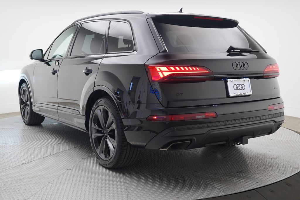 Thumbnail: 2026 Audi Q7 - 3