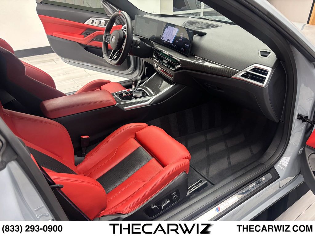 2025 BMW M4