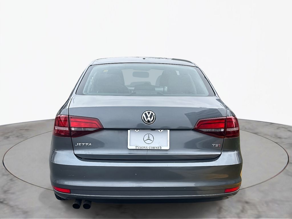 Thumbnail: 2018 Volkswagen Jetta - 9