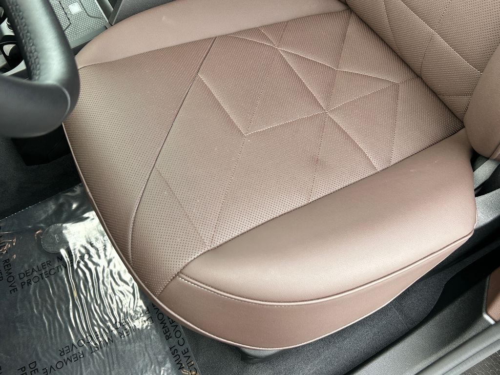 Thumbnail: 2026 BMW iX - 15