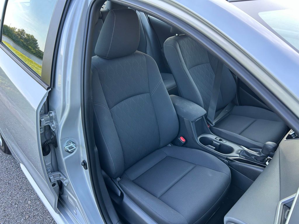 2024 Toyota Corolla LE 15