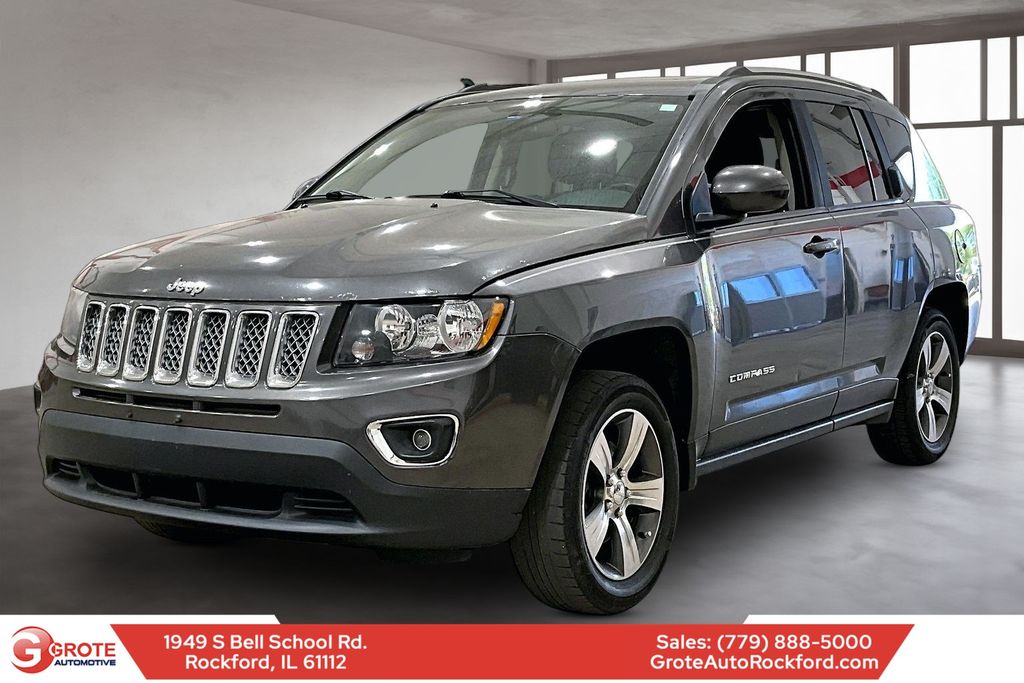 Gray (Granite Crystal Metallic Clearcoat) 2016 Jeep Compass Latitude SUV / Crossover Front-Wheel Drive Continuously Variable Transmission