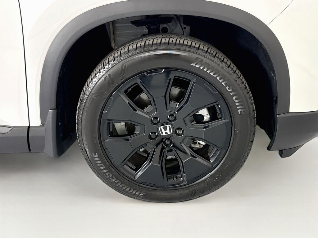 Thumbnail: 2026 Honda Pilot - 32