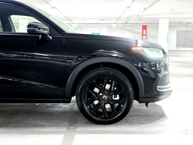 2025 Honda HR-V Sport 35