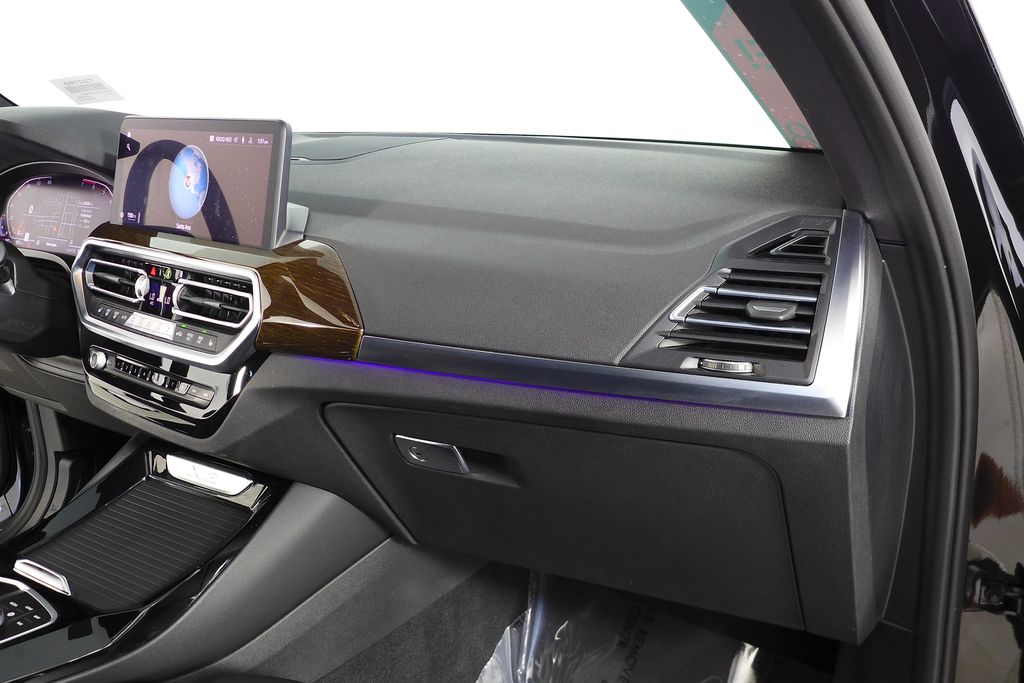 Thumbnail: 2023 BMW X3 - 14