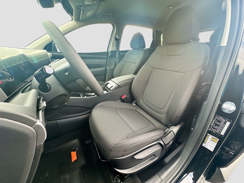 2025 Hyundai Tucson SE 15
