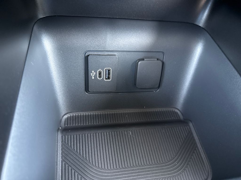 New 2026 Gray Ford Active image 31