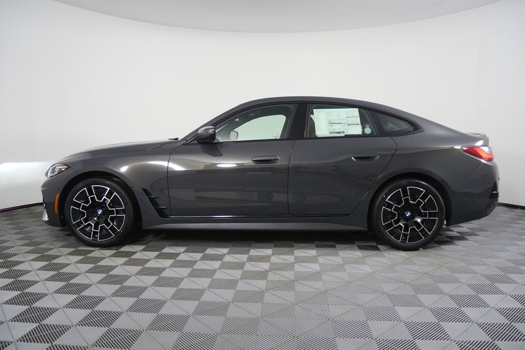 Thumbnail: 2026 BMW 4 Series - 6