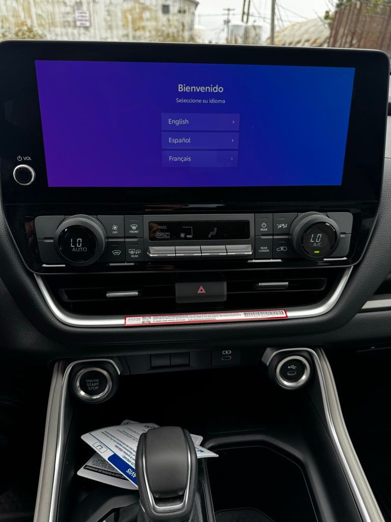 2025 Toyota Grand Highlander LE AWD photo 27