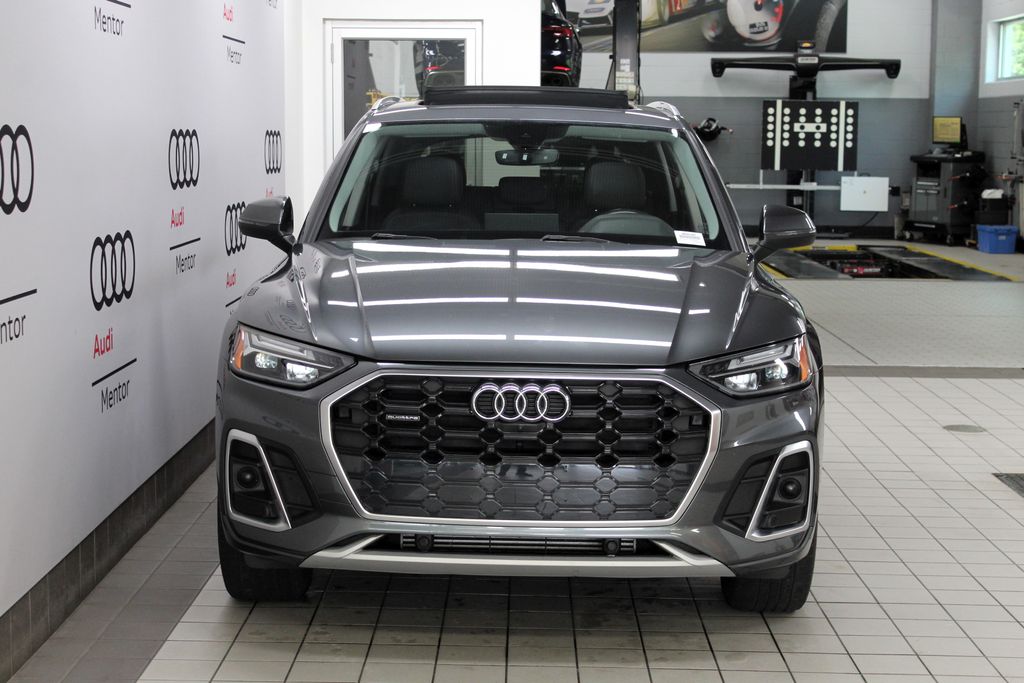 Thumbnail: 2022 Audi Q5 - 9