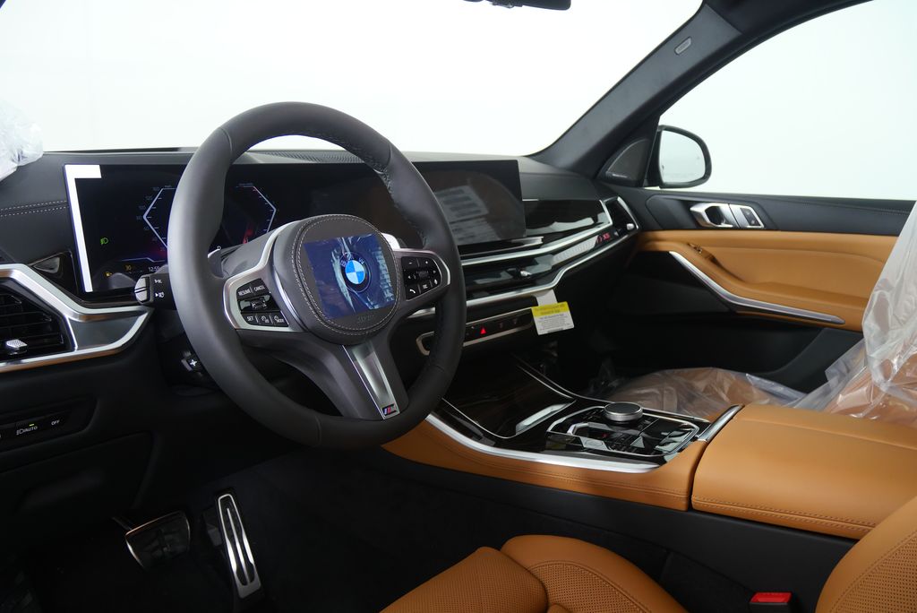 Thumbnail: 2026 BMW X5 - 12