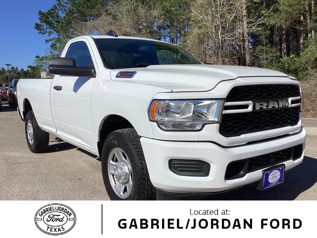 Bright White Clearcoat 2022 RAM 3500 Pickup Truck 4X2 8-Speed Automatic