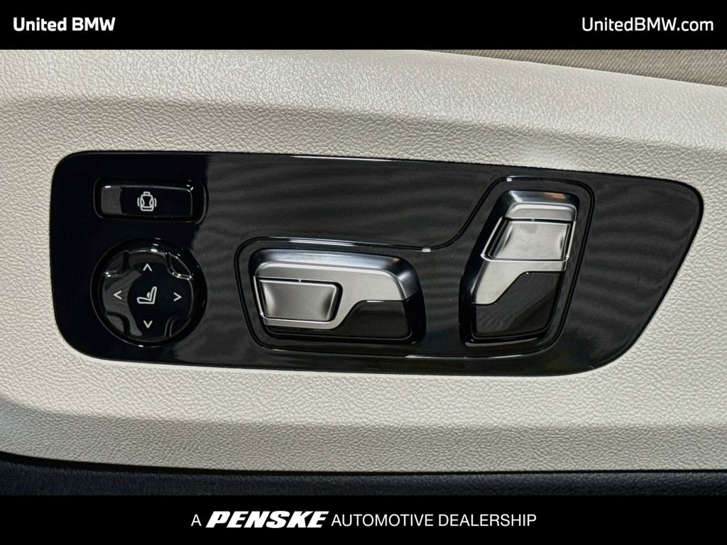 Thumbnail: 2026 BMW X5 - 4