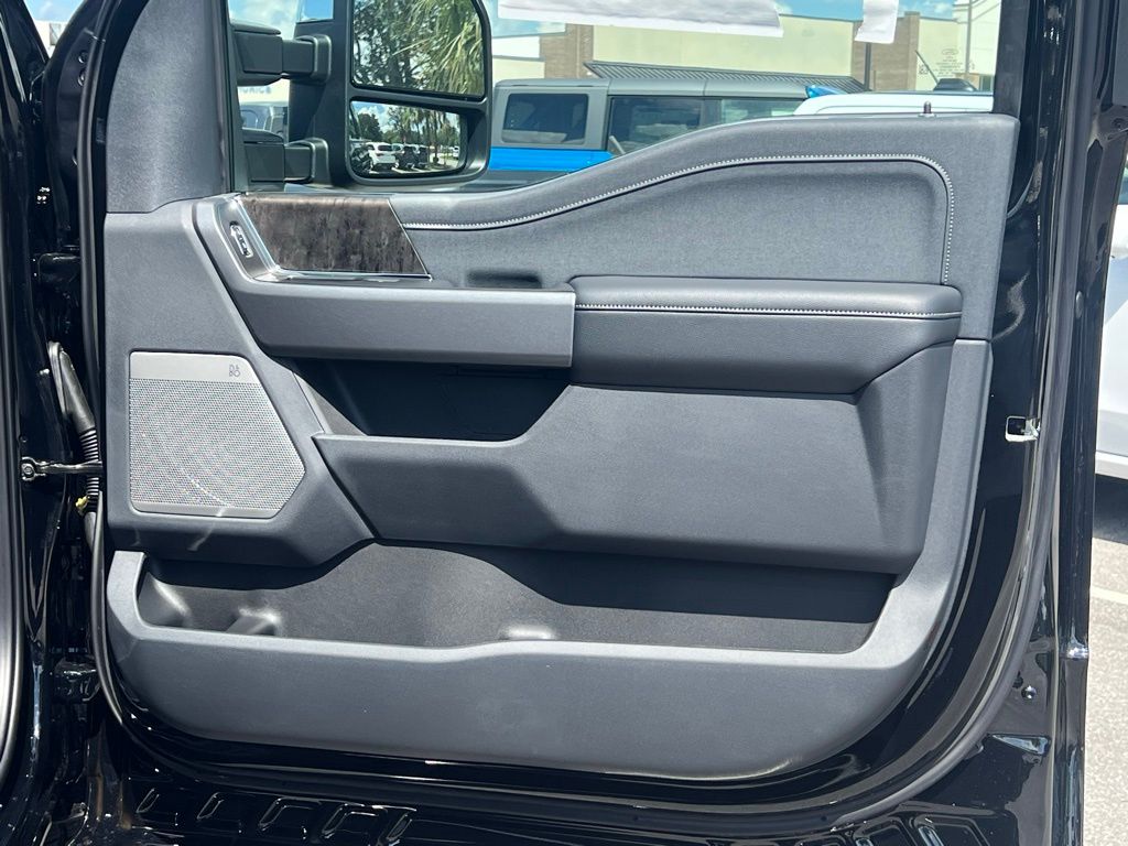 2025 Ford F-250SD Lariat Black at Walterboro Ford