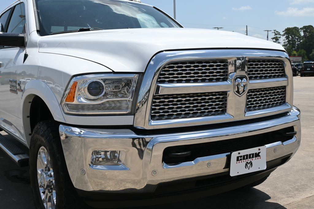 2017 Ram 2500 Laramie White at Autostrade