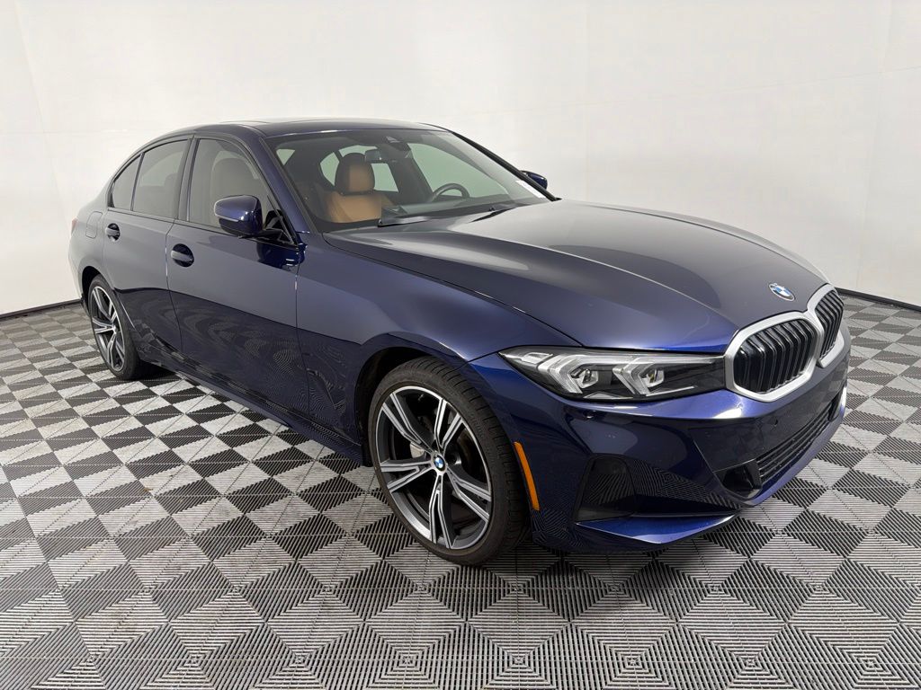 Thumbnail: 2023 BMW 3 Series - 3
