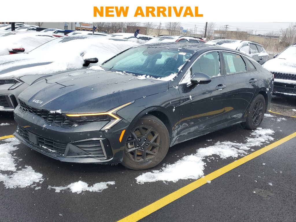 2025 Kia K5 LXS FWD