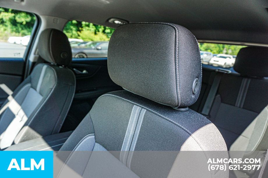 Used 2025 Gray Chevrolet LT image 18