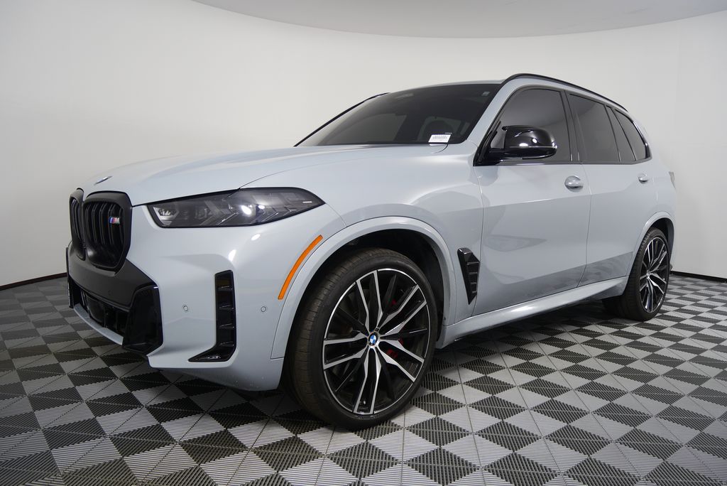 2024 BMW X5 M60i 8