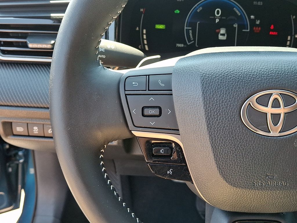 Thumbnail: 2026 Toyota Camry - 21