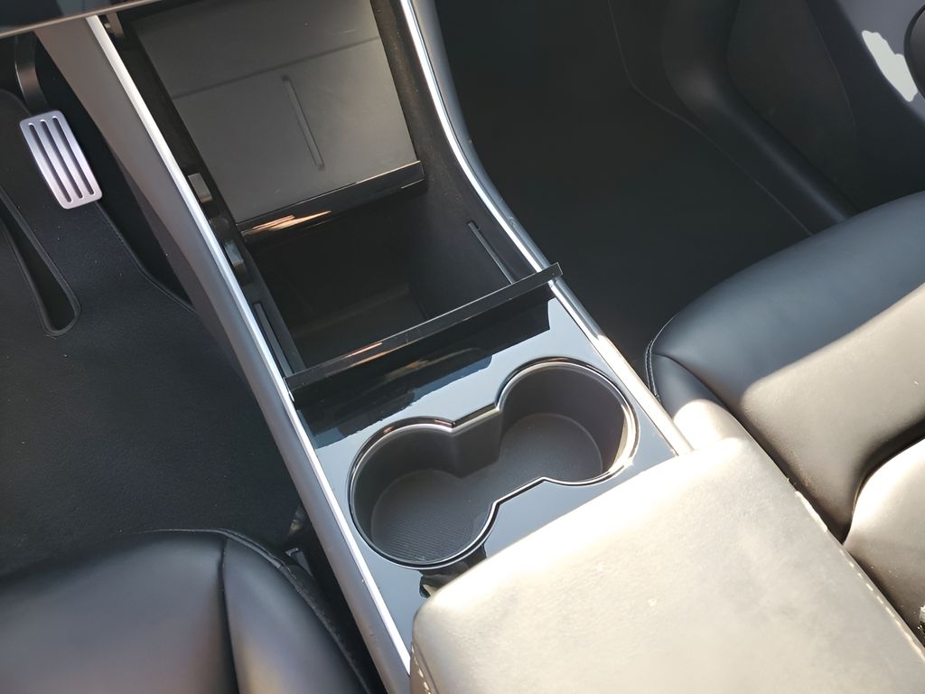 Used Car 2020 Tesla Model Y  Performance For Sale Under $30,000 In Austin, Texas