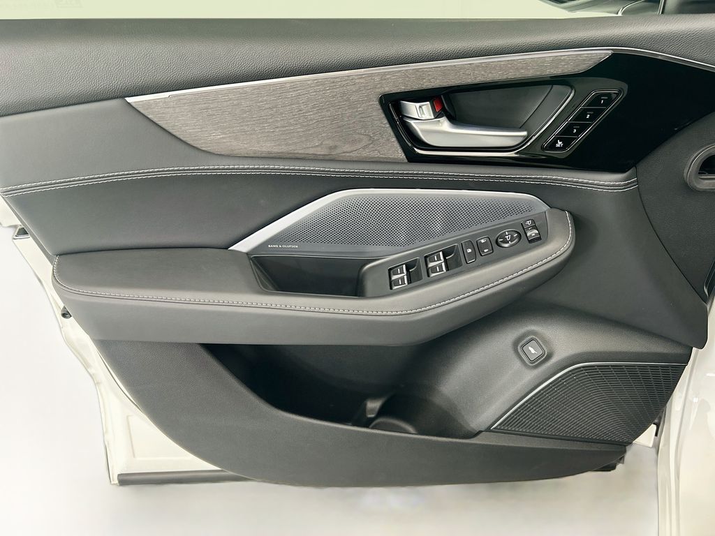 Thumbnail: 2026 Acura MDX - 23