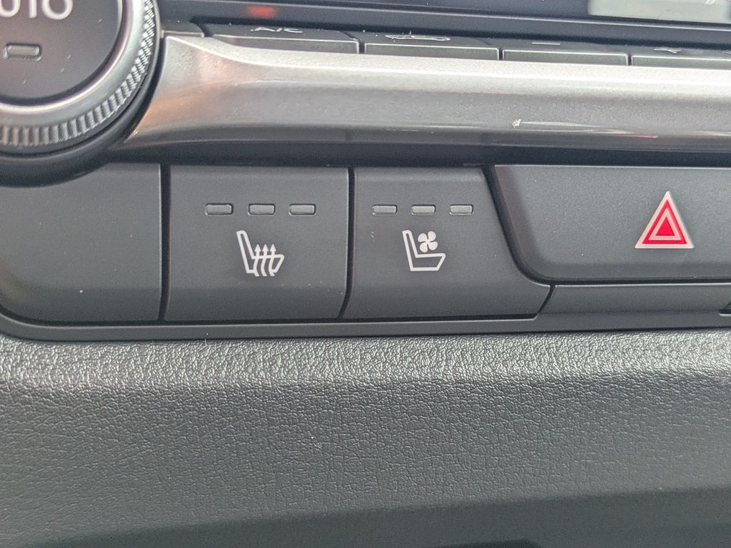 2026 Mazda CX-50 Hybrid Premium