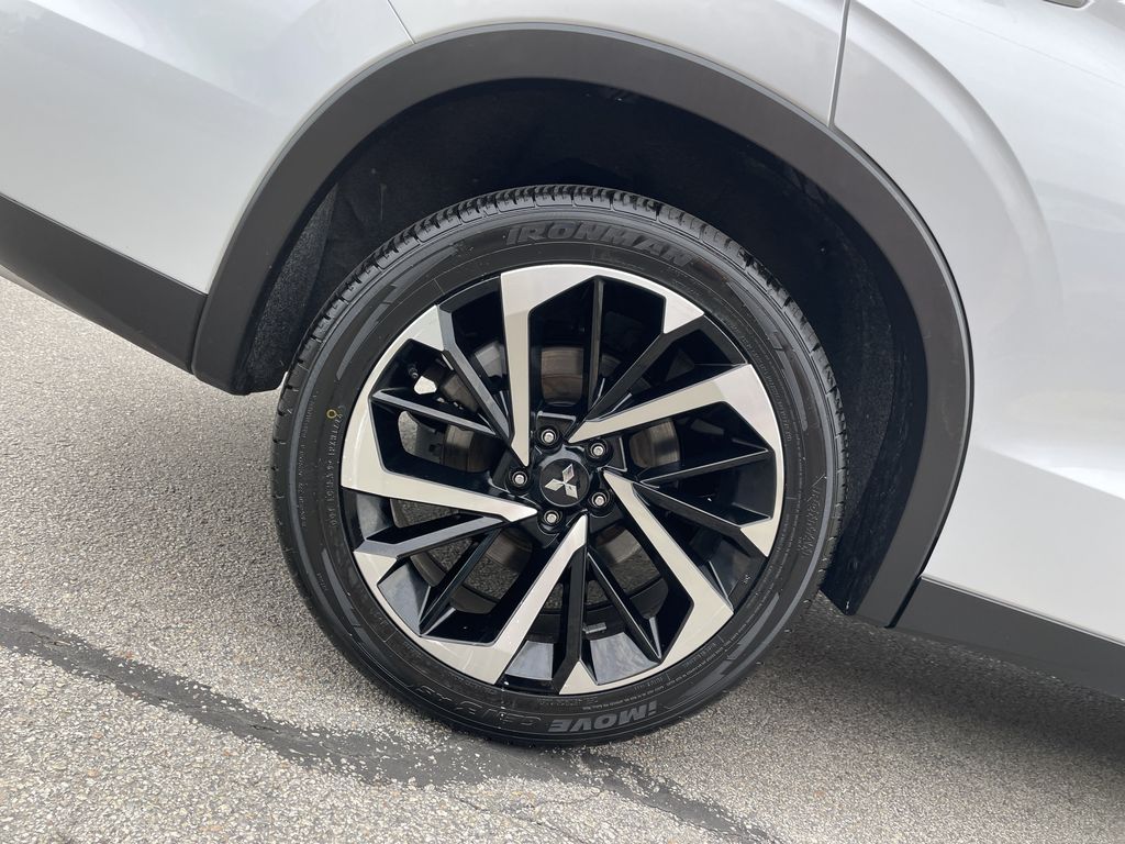 Used 2024 Mitsubishi Outlander SUV